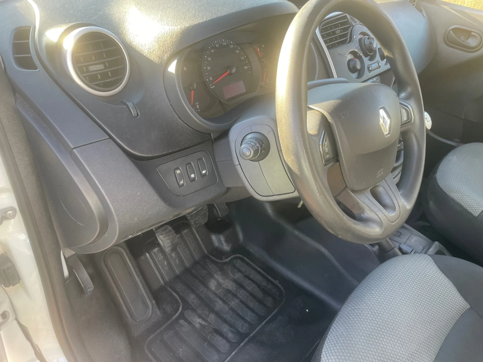 Renault Kangoo 1.5 DCI - изображение 6