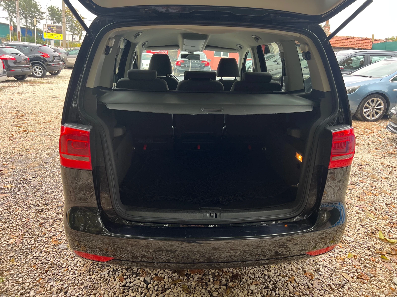 VW Touran Facelift 7  105. | Mobile.bg   16