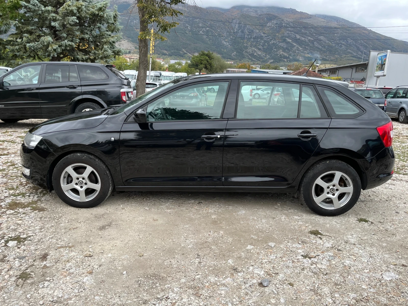 Skoda Rapid | Mobile.bg — изображение 8