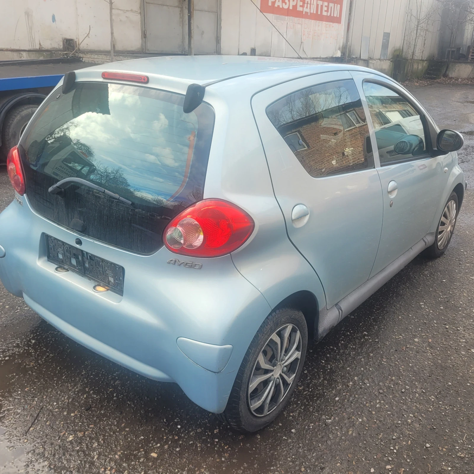 Toyota Aygo 1.0i/68k.c | Mobile.bg � ����������� 7