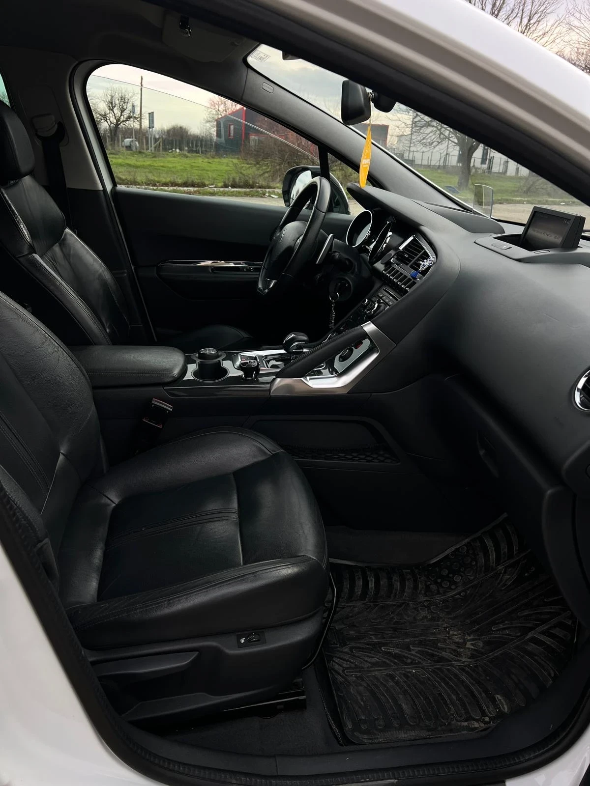 Peugeot 3008 2.0* Hibrid4* . 4x4  �����  | Mobile.bg � ����������� 8