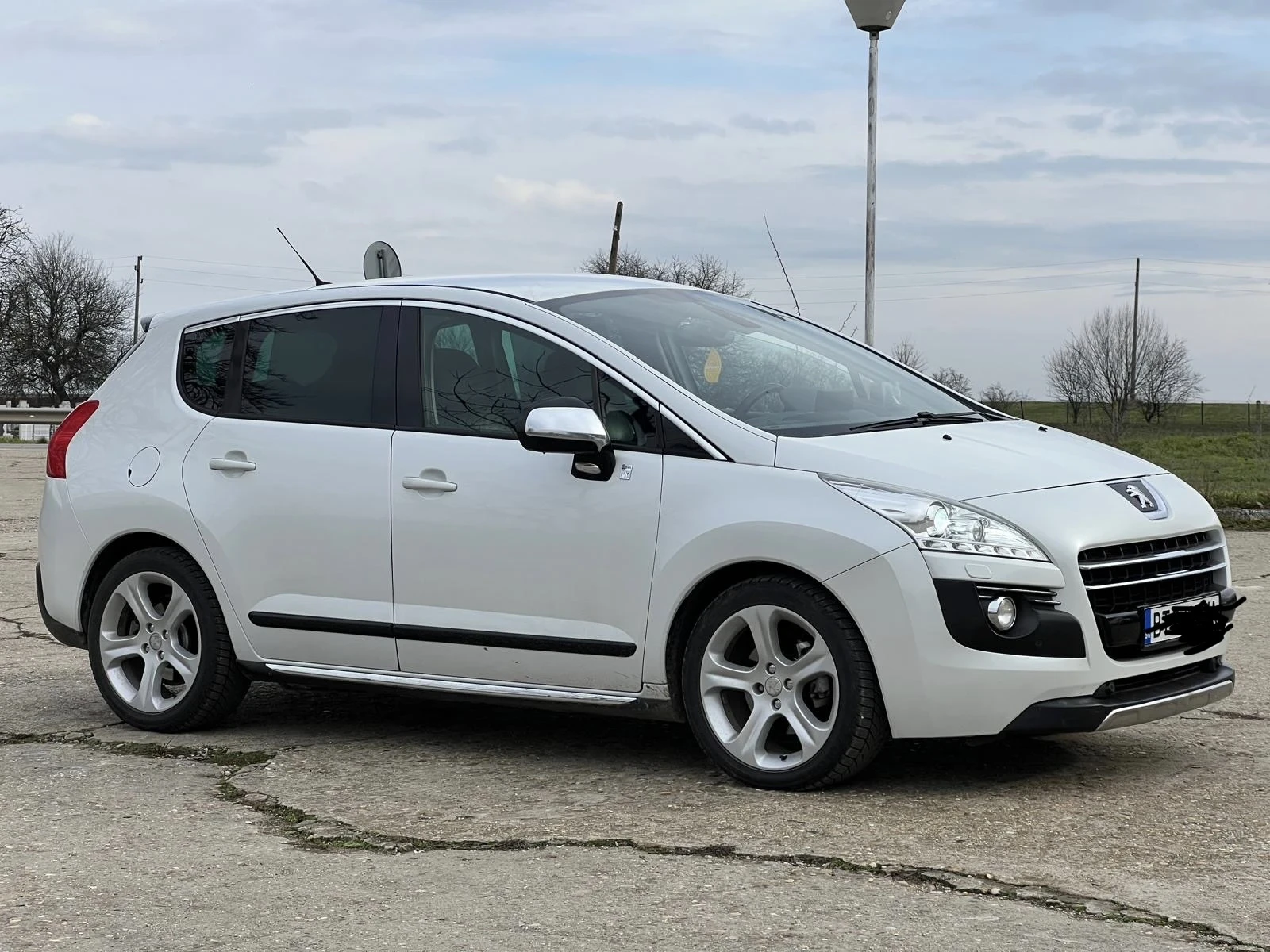 Peugeot 3008 2.0* Hibrid4* . 4x4  �����  | Mobile.bg � ����������� 15