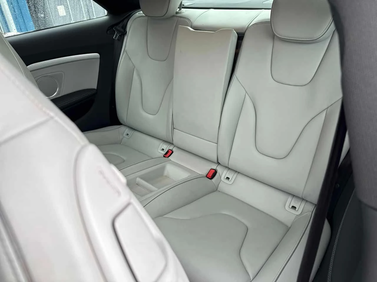 Audi Rs5 | ПОДГРЕВИ| ШИБИДАХ| 2 КЛЮЧА| KEYLESS| CARFAX, снимка 10 - Автомобили и джипове - 54002081