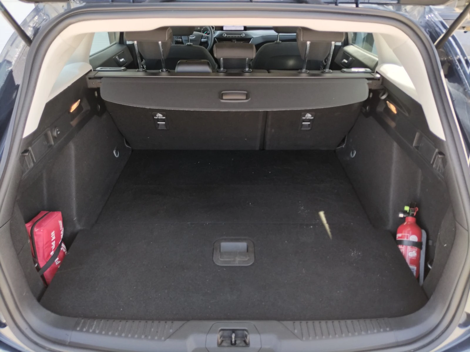 Ford Focus 1.0EcoBoost 125к.с. Automatic, снимка 17 - Автомобили и джипове - 54331091