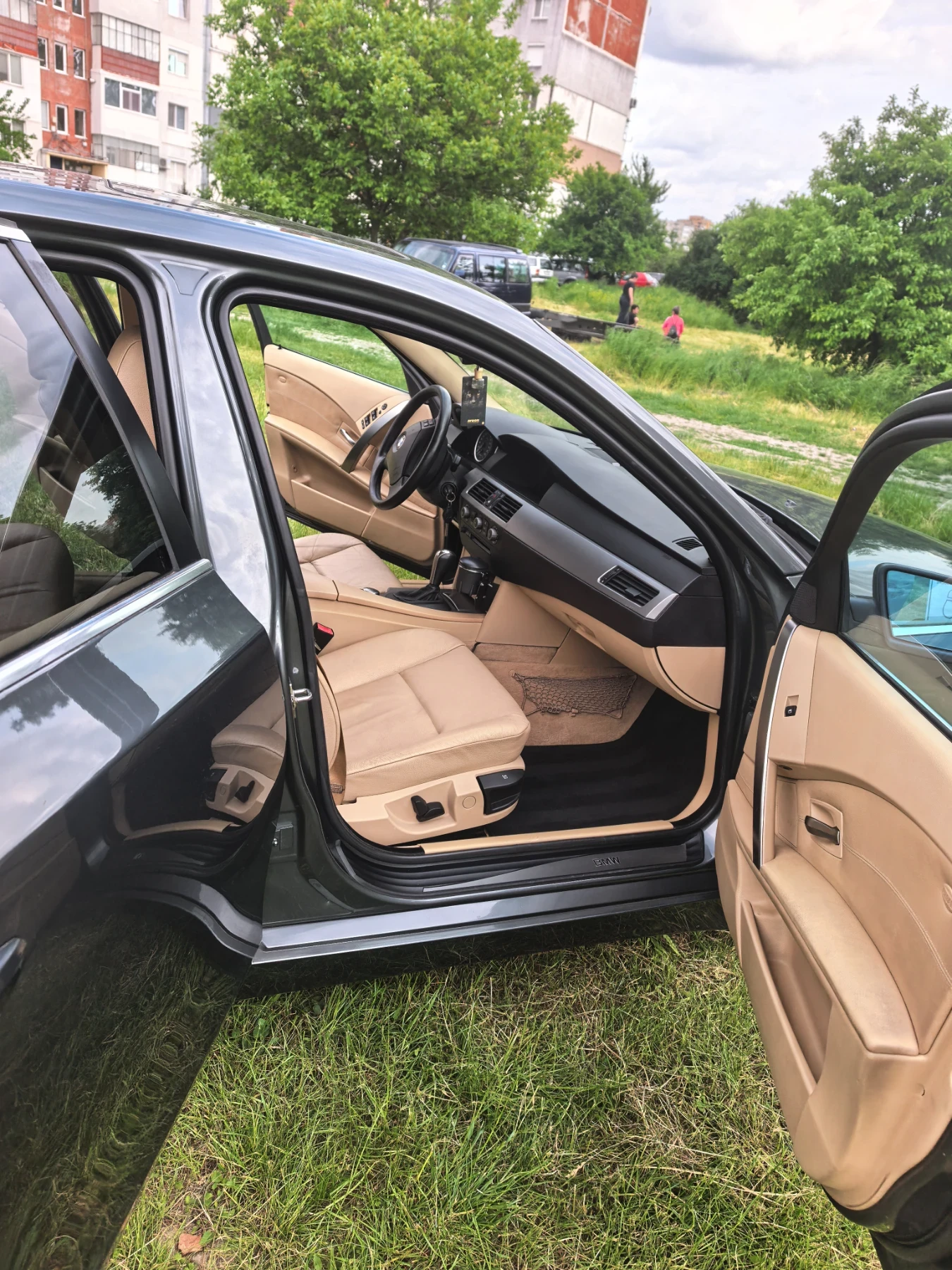 BMW 530 E60 facelift, снимка 9 - Автомобили и джипове - 54623878