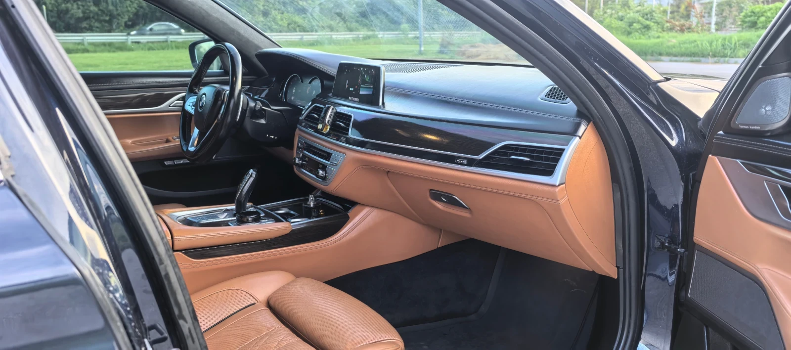 BMW 750, снимка 13 - Автомобили и джипове - 54882790