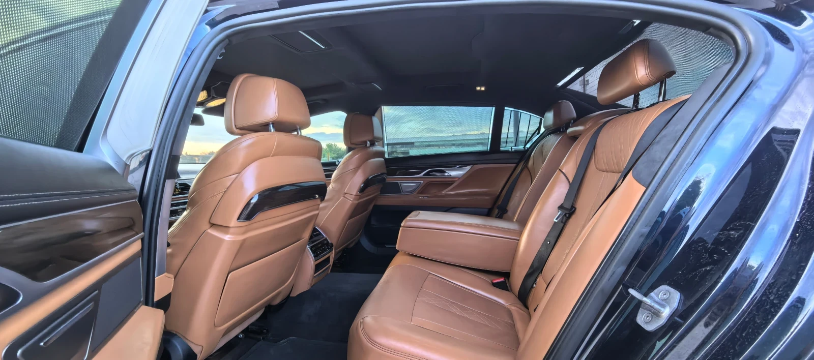 BMW 750, снимка 10 - Автомобили и джипове - 54882790