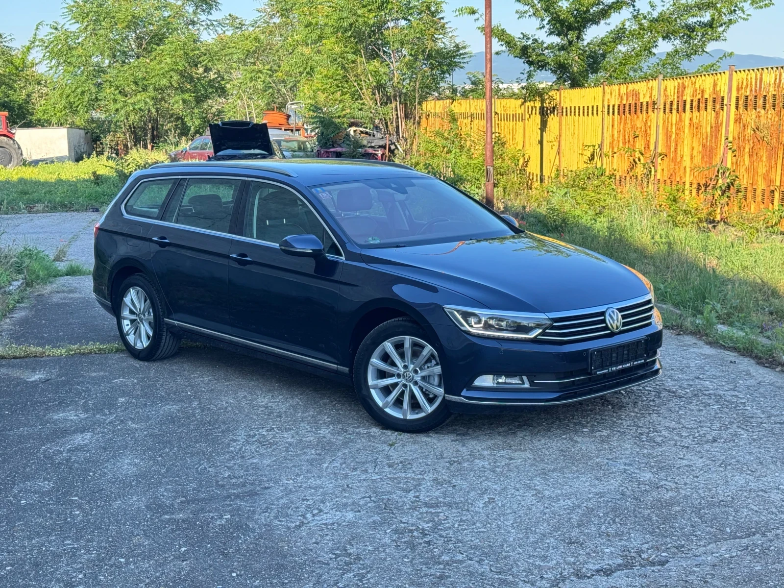 VW Passat 2.0TDI HIGHLINE VIRTUAL DISTRONIC , снимка 4 - Автомобили и джипове - 54885274