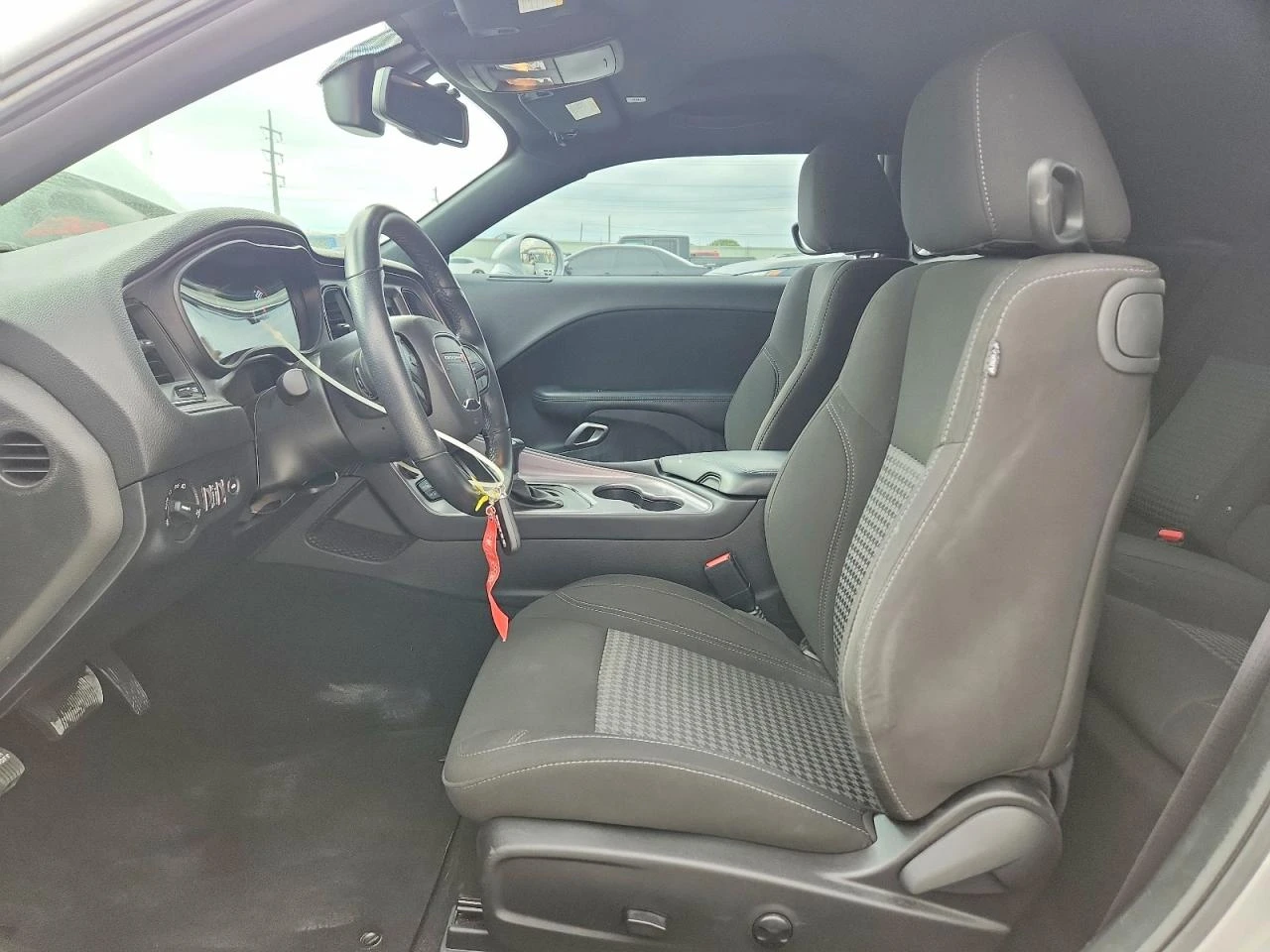Dodge Challenger 3.6l Sxt, снимка 7 - Автомобили и джипове - 55107179