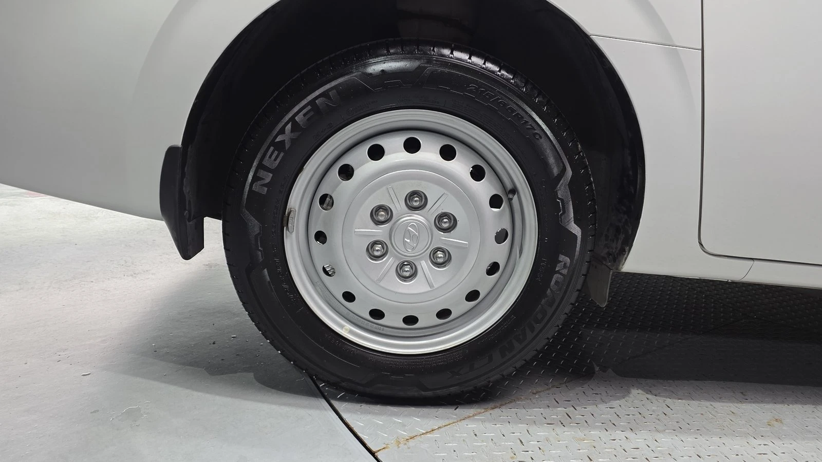 Hyundai Staria Cargo* BLIND SPOT* КРАЙНА ЦЕНА, снимка 5 - Автомобили и джипове - 55302160