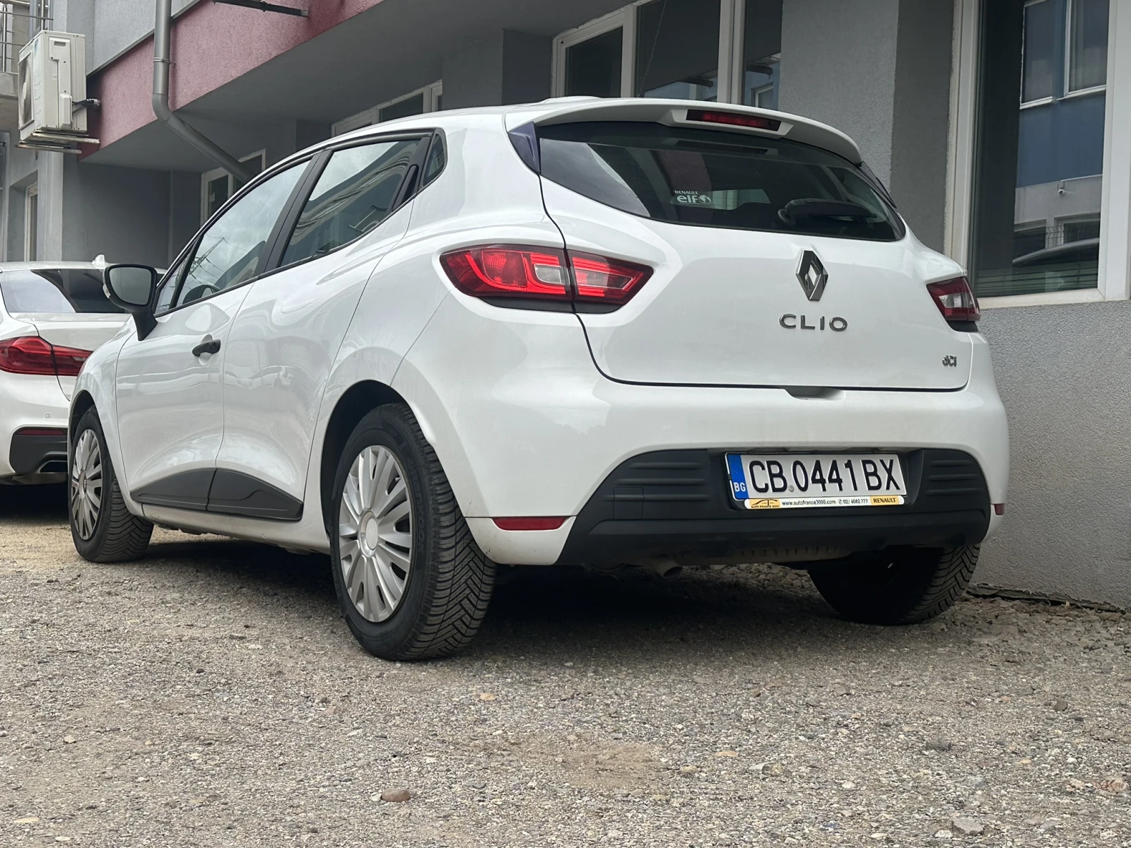 Renault Clio, снимка 2 - Автомобили и джипове - 55441050