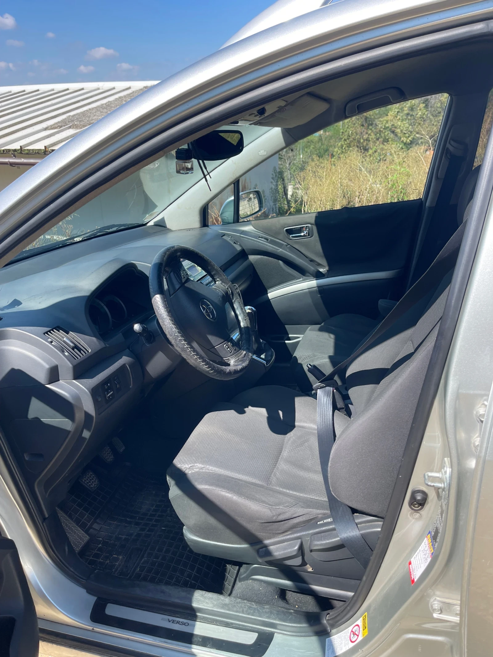 Toyota Corolla verso D4D, снимка 5 - Автомобили и джипове - 55844794
