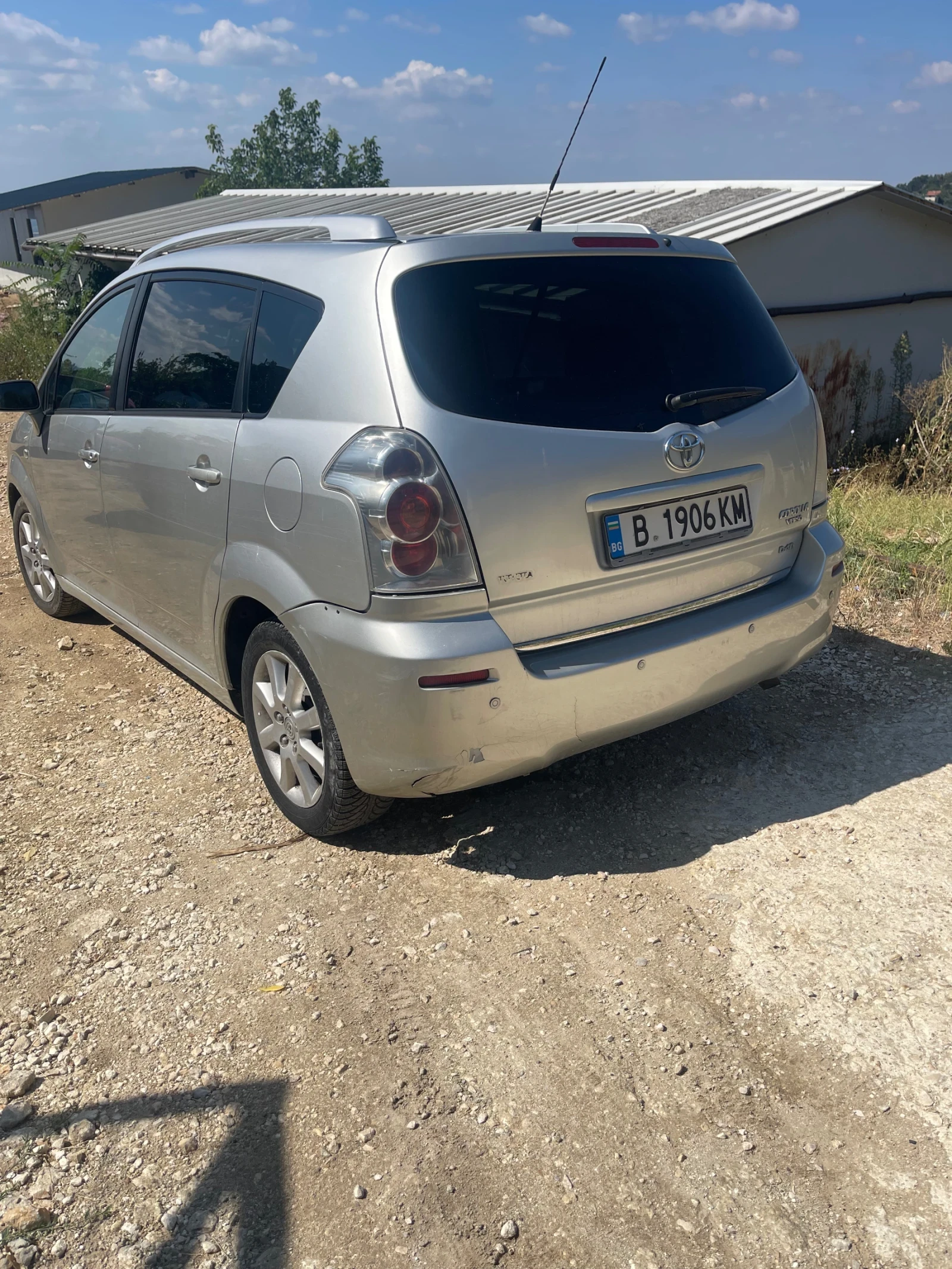 Toyota Corolla verso D4D, снимка 3 - Автомобили и джипове - 55844794