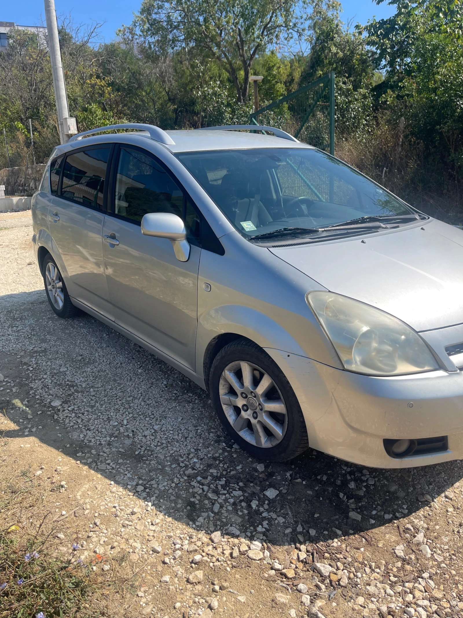 Toyota Corolla verso D4D, снимка 10 - Автомобили и джипове - 55844794