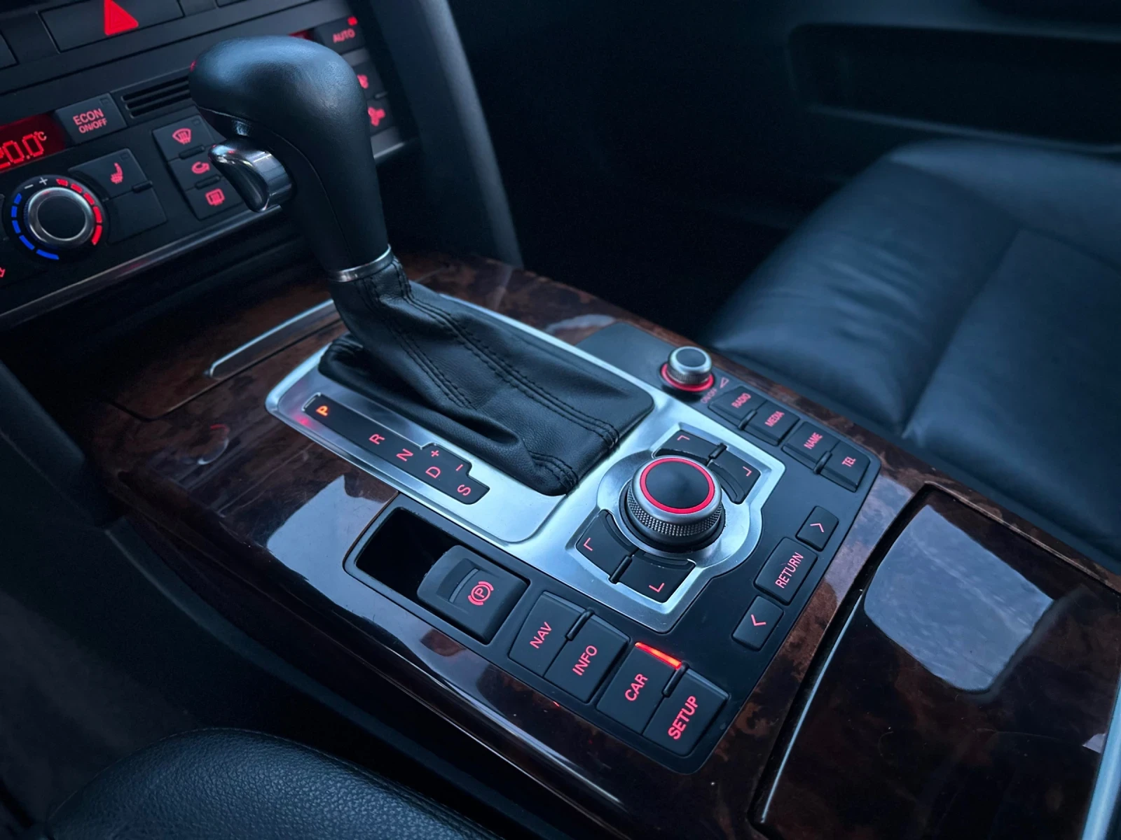 Audi A6 QUATTRO, снимка 10 - Автомобили и джипове - 56412158