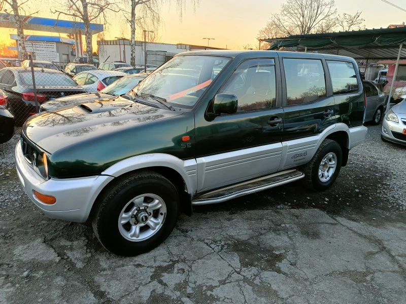 Nissan Terrano 2.7tdi/4X4/7местен, снимка 3 - Автомобили и джипове - 49387537