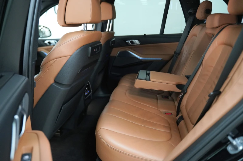 BMW X5 M50d xDrive Shadow Line, снимка 11 - Автомобили и джипове - 51978436