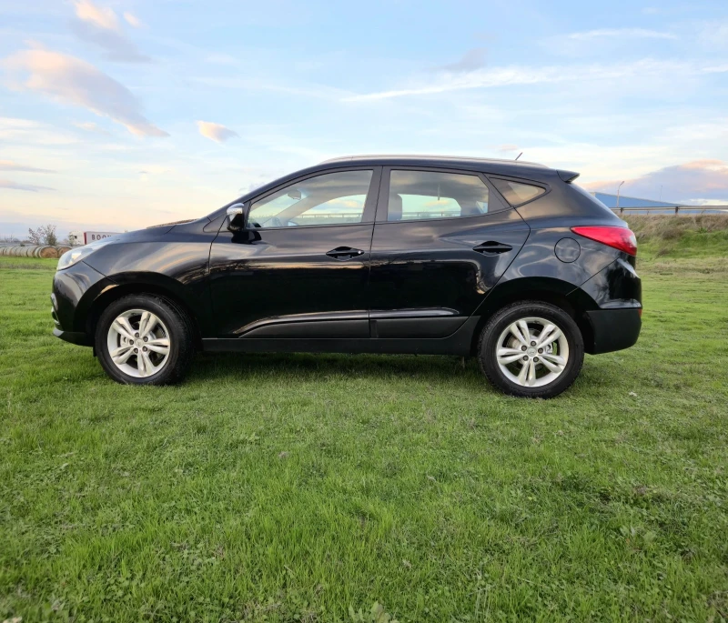 Hyundai IX35 2.0CRDI 4WD NAVI 2015г., снимка 5 - Автомобили и джипове - 52483078