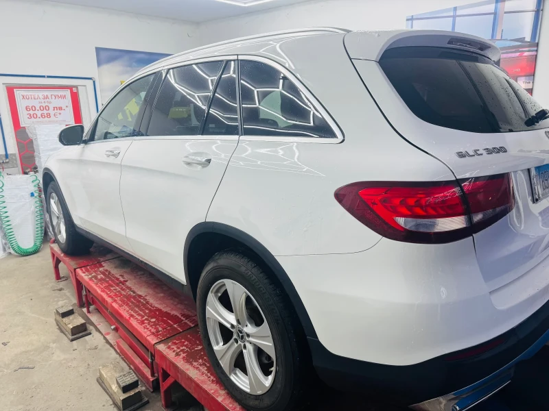 Mercedes-Benz GLC 300, снимка 7 - Автомобили и джипове - 52744548