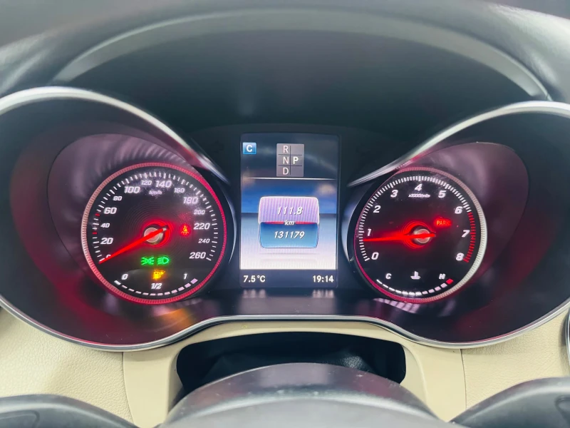 Mercedes-Benz GLC 300, снимка 17 - Автомобили и джипове - 52744548