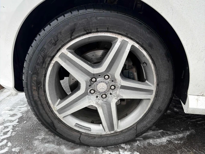 Mercedes-Benz GLE 350 d 2016 * CARFAX * БЕЗ ПЪРВОНАЧАЛНА ВНОСКА, снимка 6 - Автомобили и джипове - 53026720