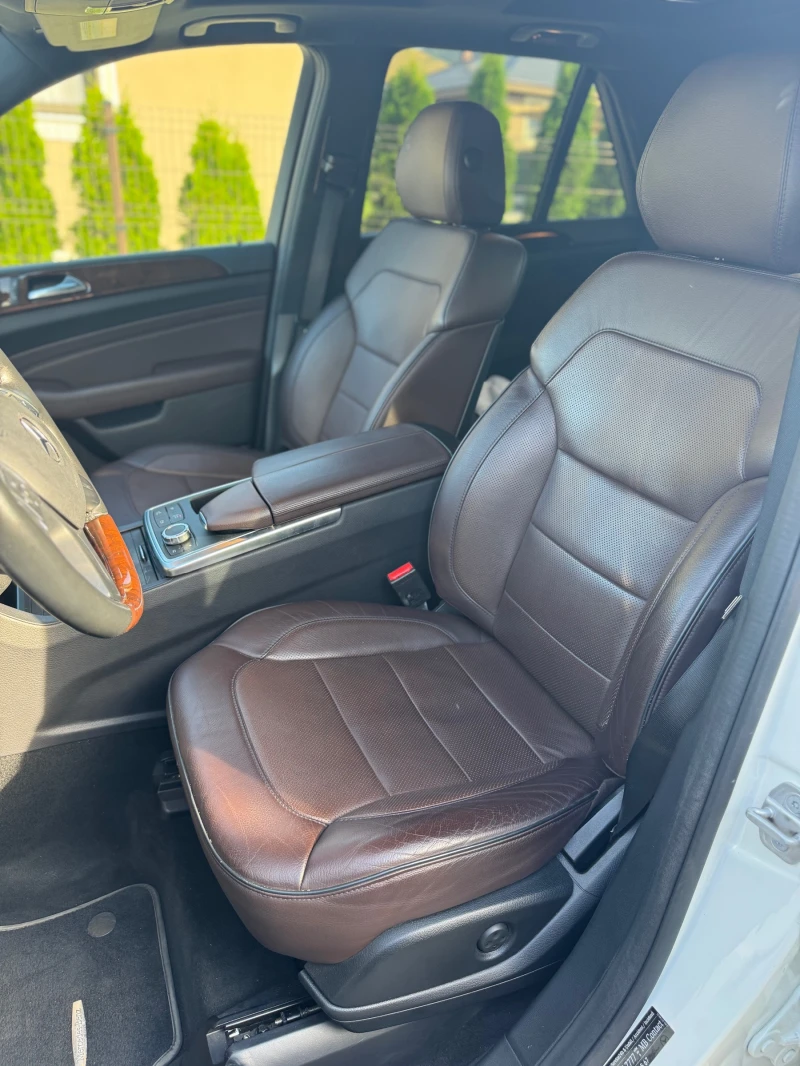 Mercedes-Benz ML 350 СЕРВИЗНА ИСТОРИЯ!, снимка 9 - Автомобили и джипове - 53226171