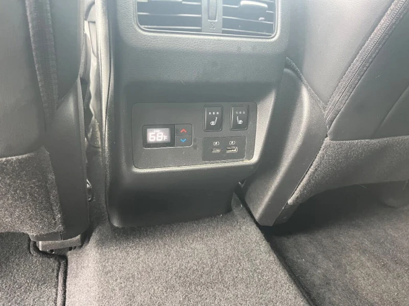 Nissan Rogue Platinum AWD* CarPlay* Sunroof* Camera* Blind Spot, снимка 9 - Автомобили и джипове - 53245002