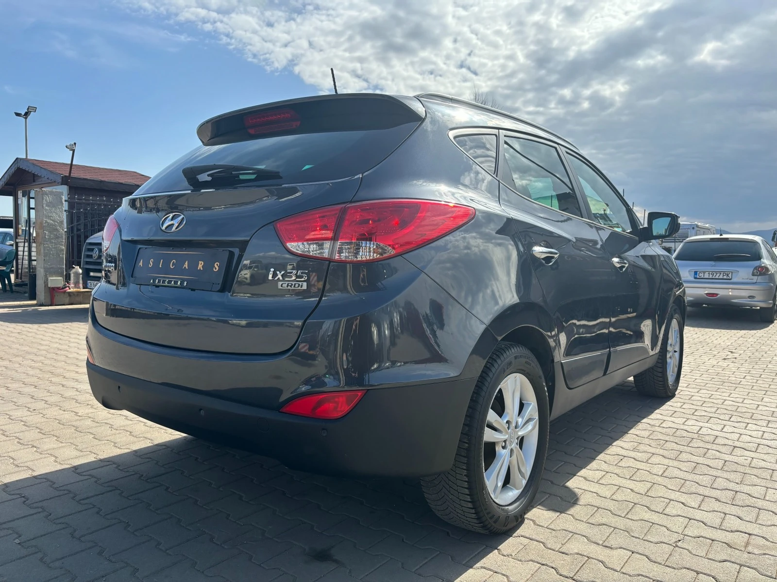 Hyundai IX35 2.0D EURO 5A - изображение 5