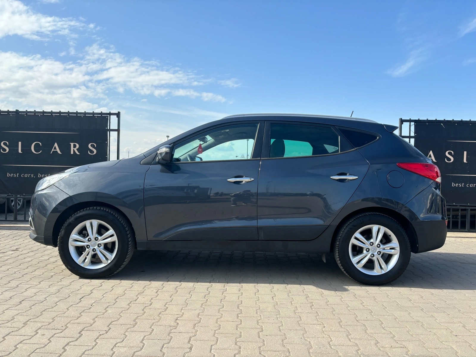 Hyundai IX35 2.0D EURO 5A - изображение 2