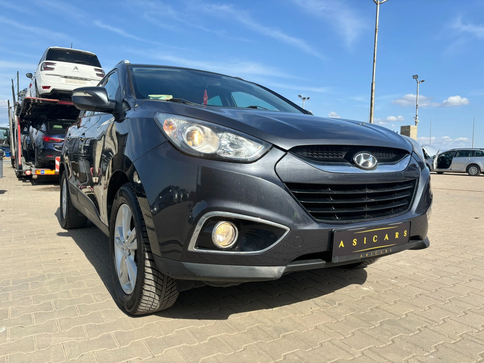 Hyundai IX35 2.0D EURO 5A - изображение 7