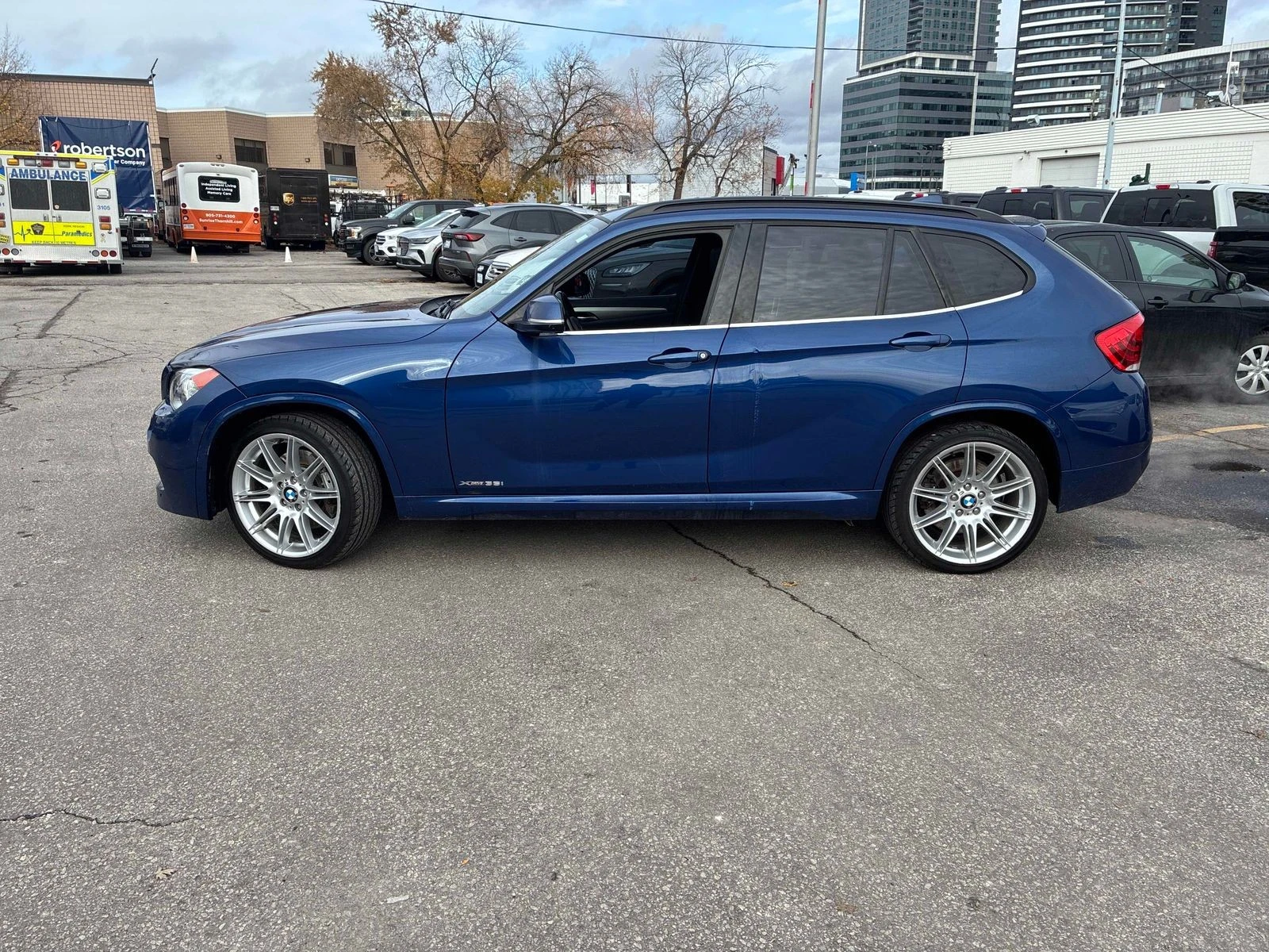 BMW X1 CARFAX    | Mobile.bg   2