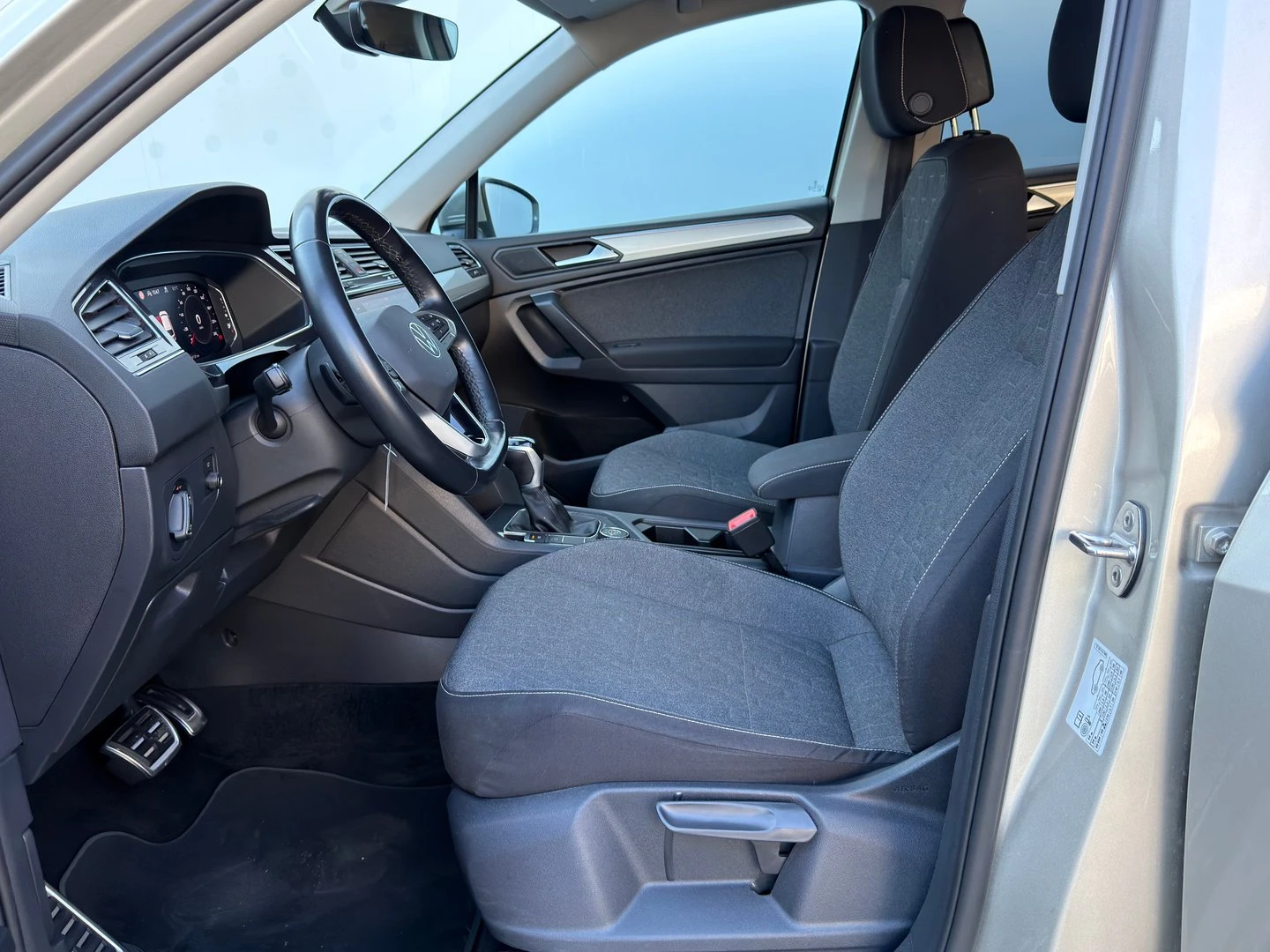 VW Tiguan LWB PA Life 2.0TSI 4MOTION DSG | Mobile.bg � ����������� 6