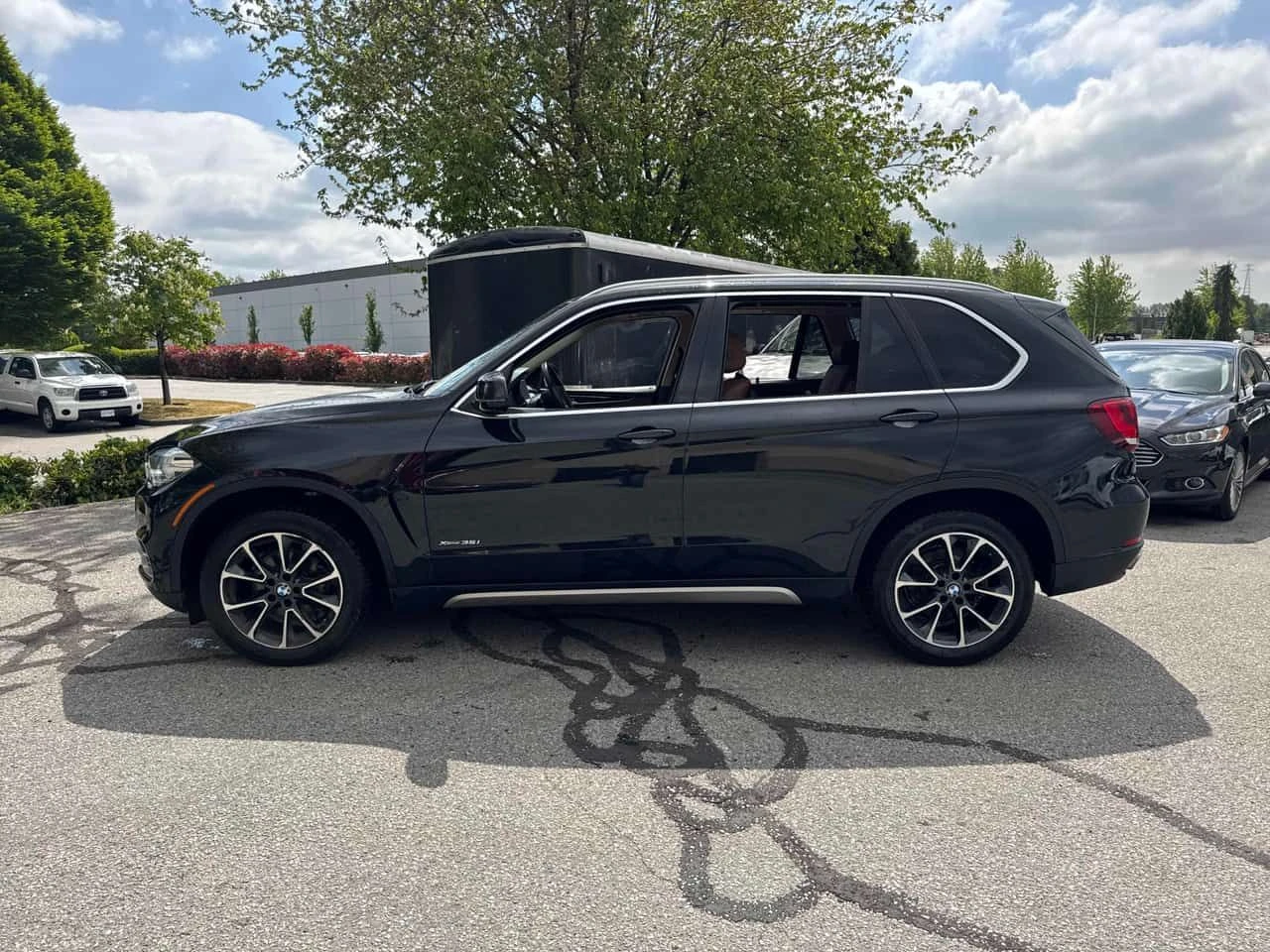 BMW X5 * xDrive35i * HARMAN/KARDON* ДИГИТАЛНО ТАБЛО* PANO, снимка 2 - Автомобили и джипове - 54474726