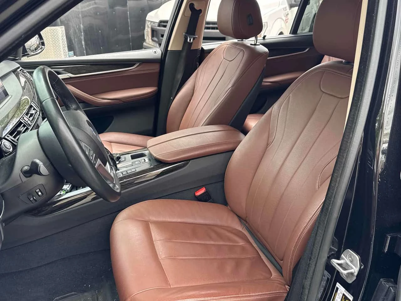 BMW X5 * xDrive35i * HARMAN/KARDON* ДИГИТАЛНО ТАБЛО* PANO, снимка 5 - Автомобили и джипове - 54474726