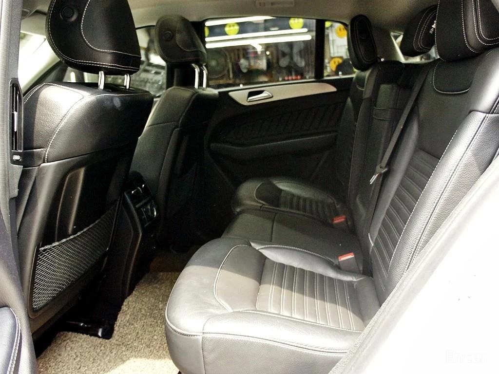 Mercedes-Benz GLE 350 AMG* LINE* HARMON* KARDON* ПОДГРЕВ* КАМЕРА* , снимка 10 - Автомобили и джипове - 55004220