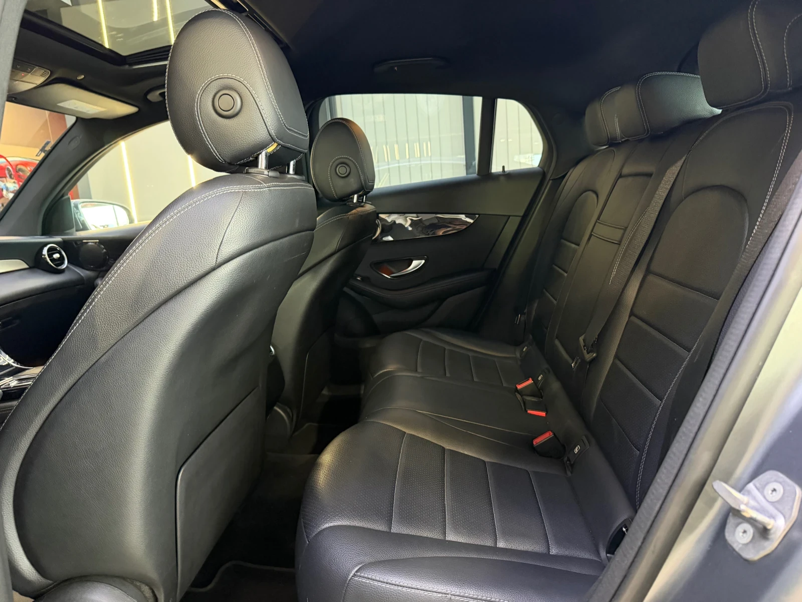Mercedes-Benz GLC 220 d COUPE 4 MATIC * ШИБЕДАХ * КАМЕРА 360 * , снимка 5 - Автомобили и джипове - 55031776
