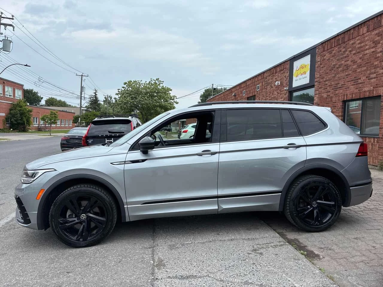 VW Tiguan * Comfortline R Line Black Edition* ����������*  | Mobile.bg � ����������� 2
