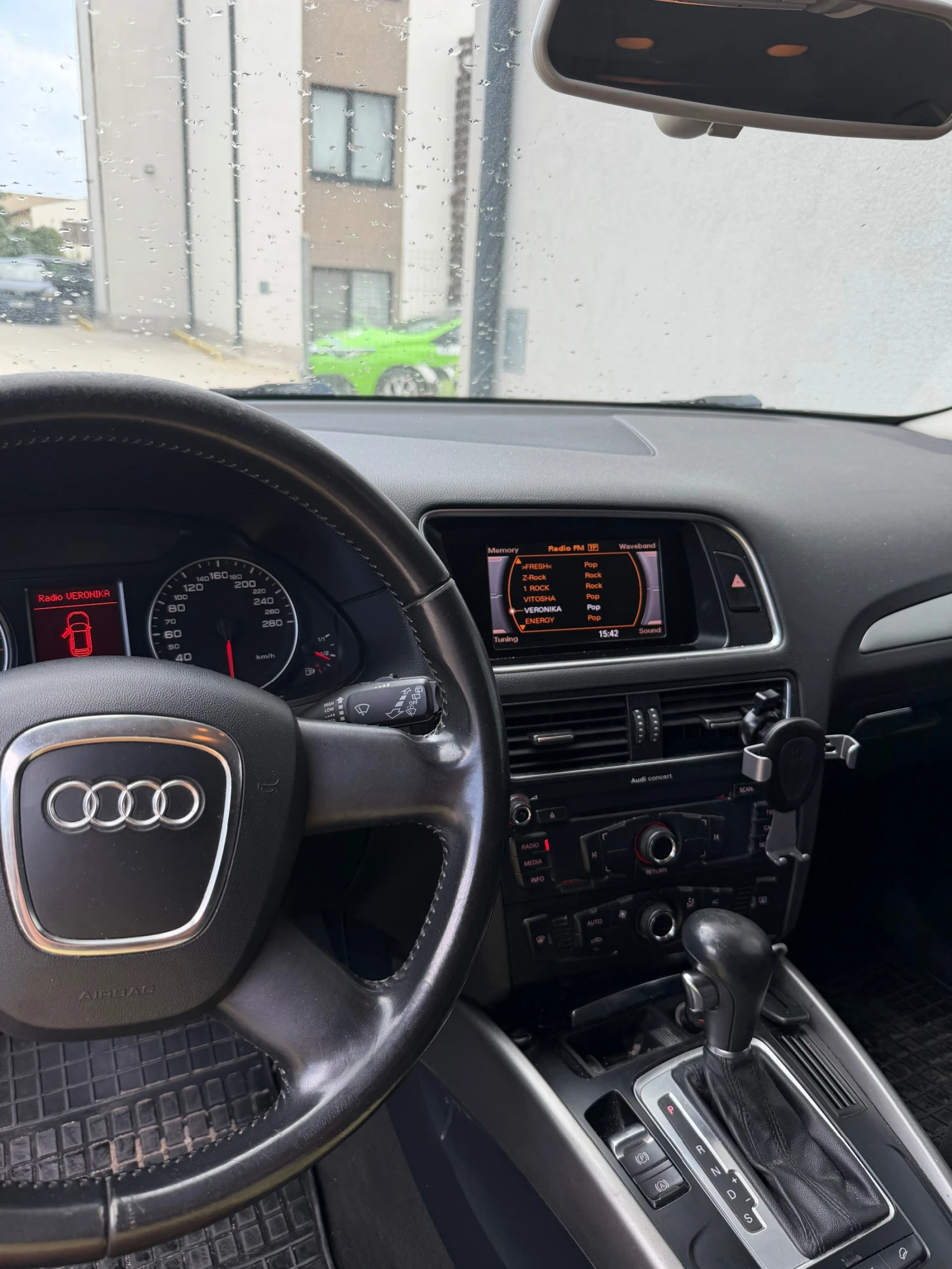 Audi Q5 2.0 tdi, снимка 6 - Автомобили и джипове - 55942206