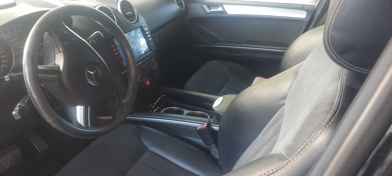 Mercedes-Benz ML 300 CDI 4 MATIC, снимка 10 - Автомобили и джипове - 55958267