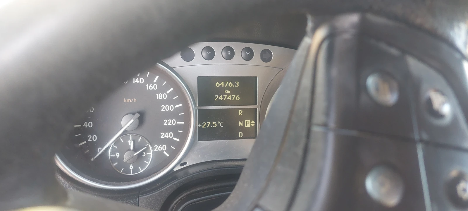 Mercedes-Benz ML 300 CDI 4 MATIC, снимка 16 - Автомобили и джипове - 55958267