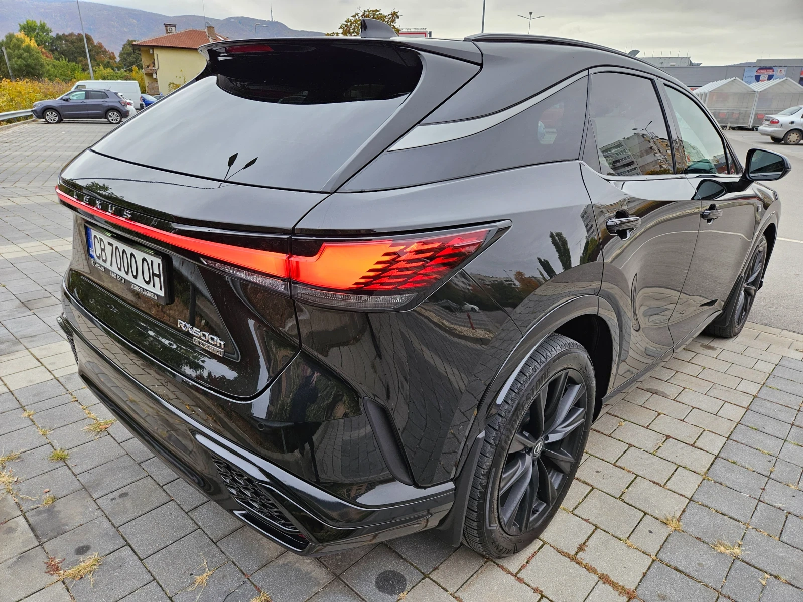 Lexus RX 500h F-Sport, снимка 5 - Автомобили и джипове - 56661545