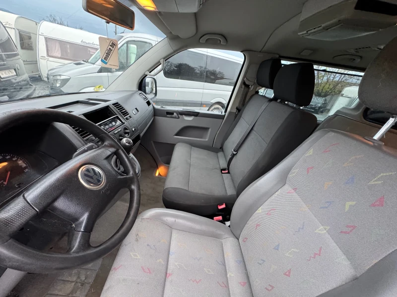 VW T5 2.5тди 174к.с ТОП СЪСТОЯНИЕ , снимка 11 - Бусове и автобуси - 52021208