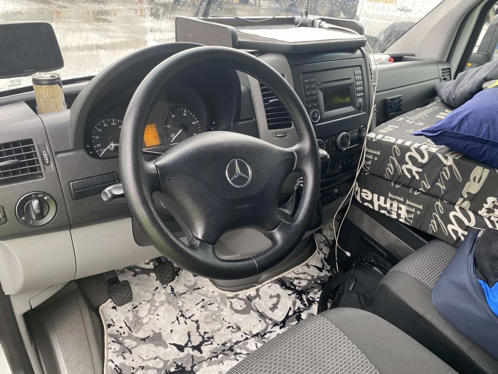 Mercedes-Benz Sprinter 319 W906 - изображение 5
