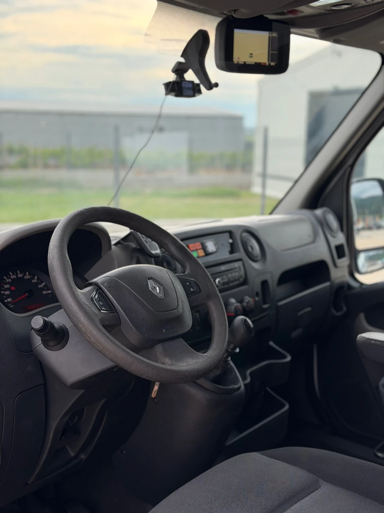Renault Master, снимка 6 - Бусове и автобуси - 54626364