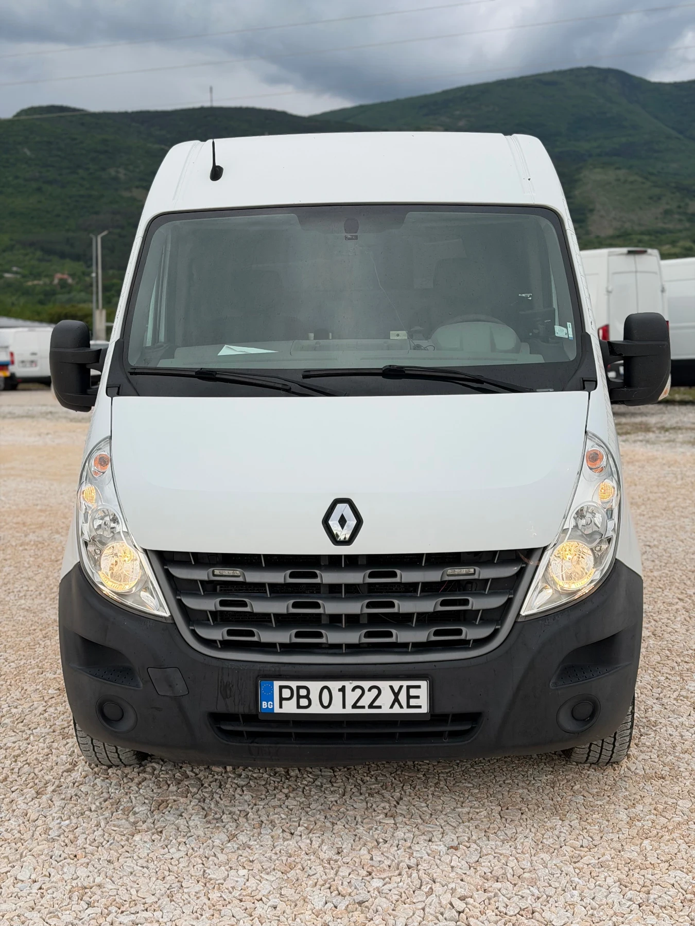Renault Master, снимка 2 - Бусове и автобуси - 54626364