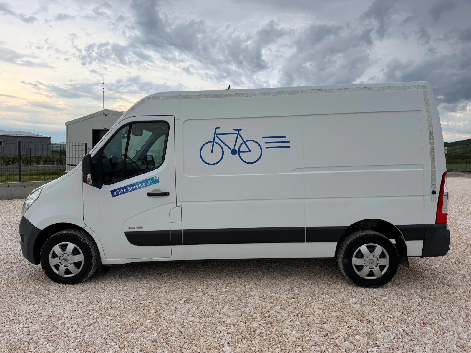 Renault Master, снимка 3 - Бусове и автобуси - 54626364