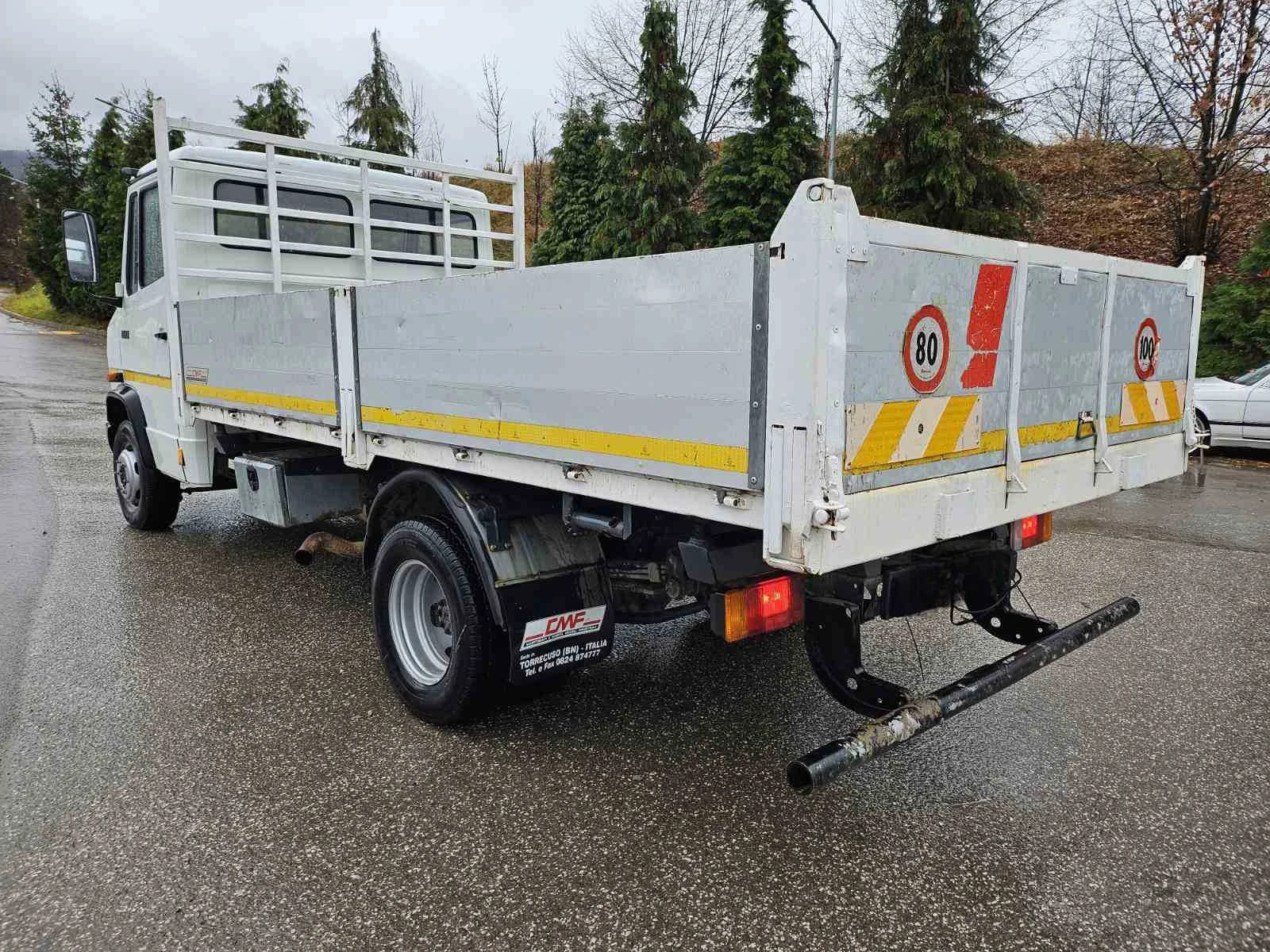 Mercedes-Benz 711 D - изображение 7