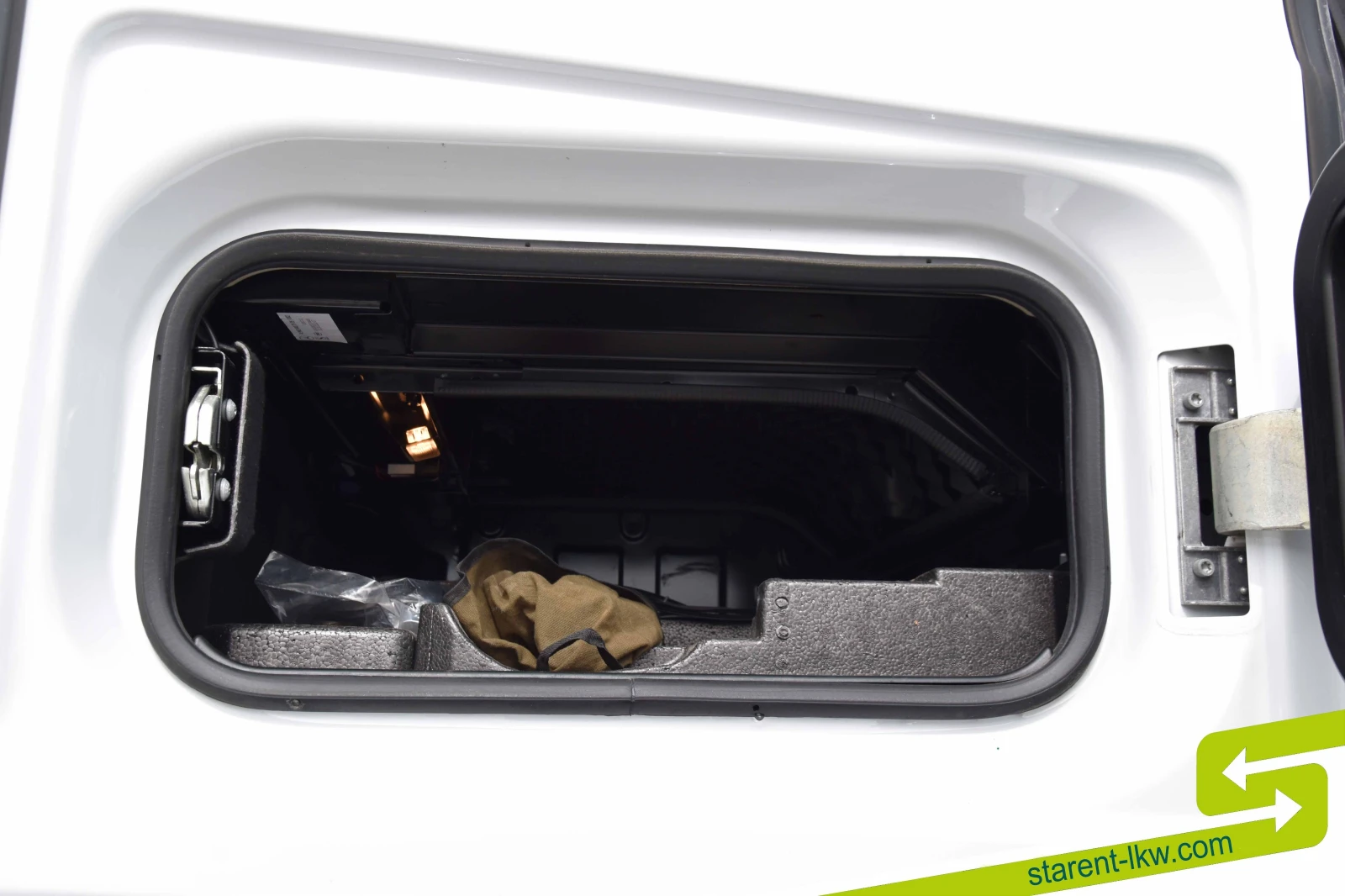 Mercedes-Benz Actros SZM26003 | Mobile.bg � ����������� 15