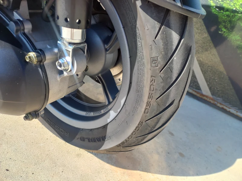 Kymco Downtown 125 LED , снимка 7 - Мотоциклети и мототехника - 50680510