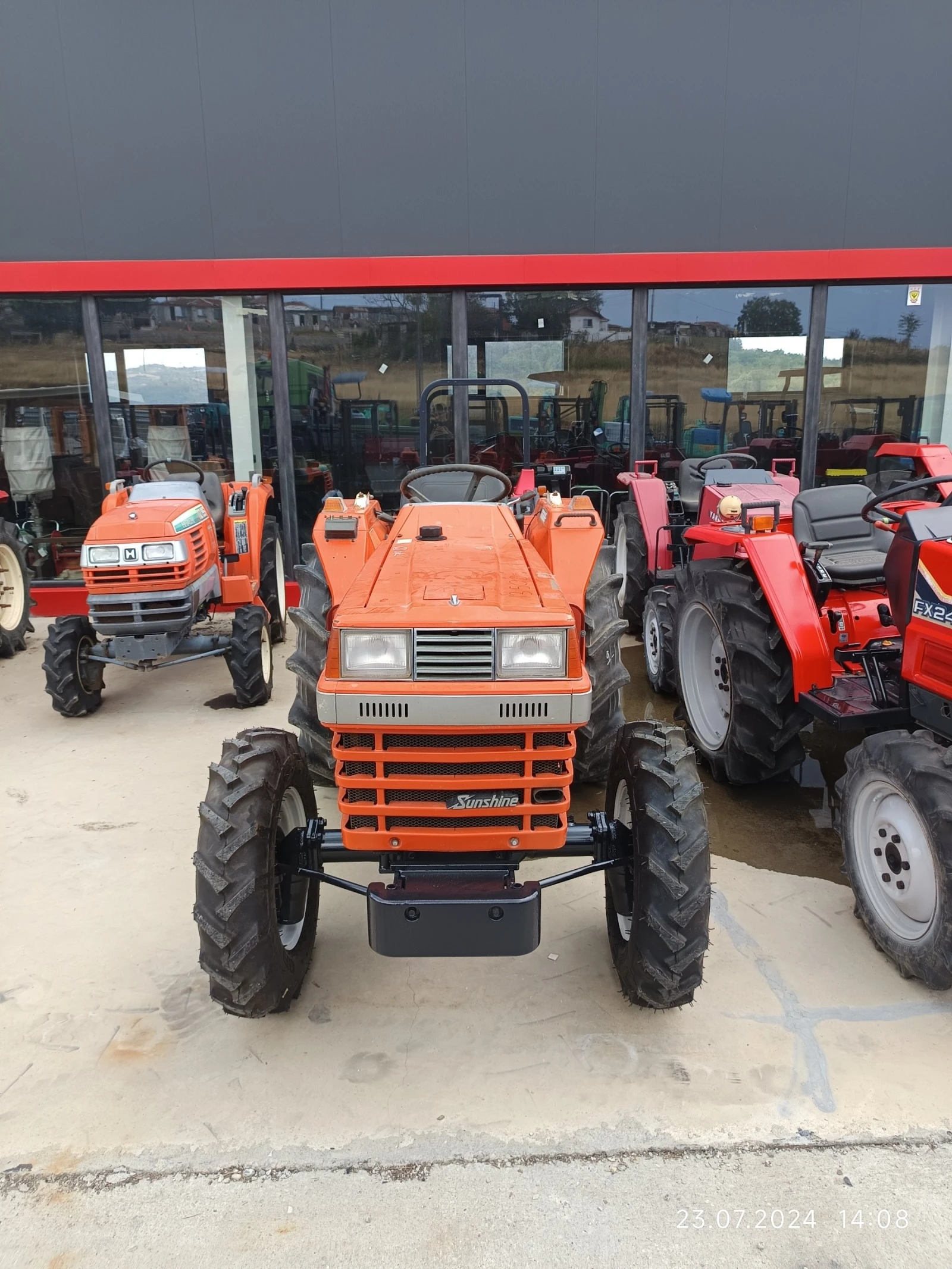 Трактор Kubota 25к.с 4х4 - изображение 9